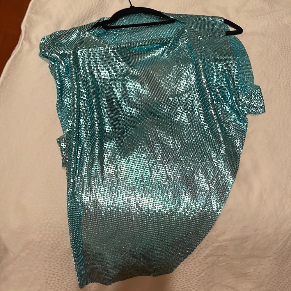 Blue top